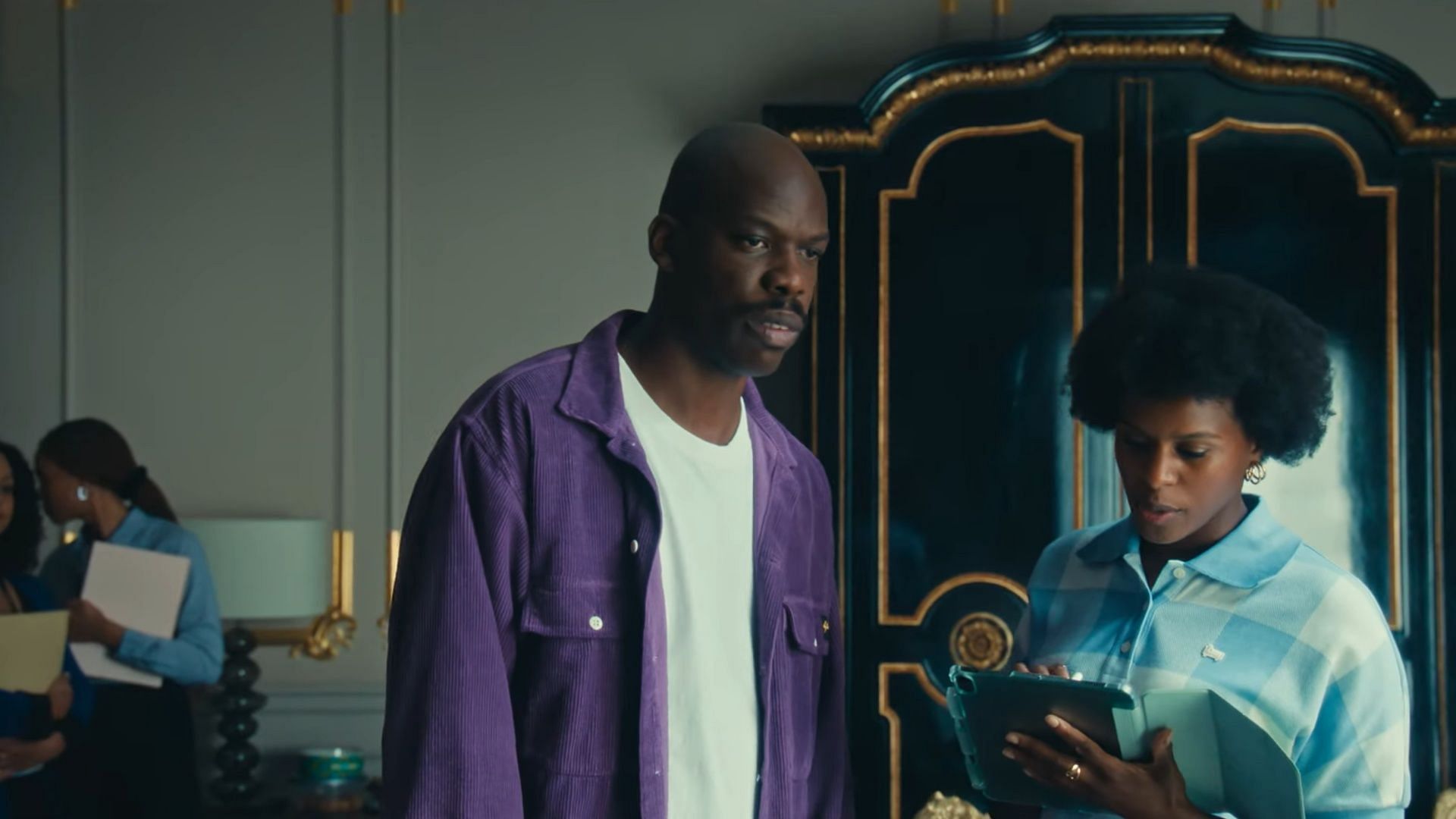Stéphane's relationship with Marion faces a crack (Image via Netflix)